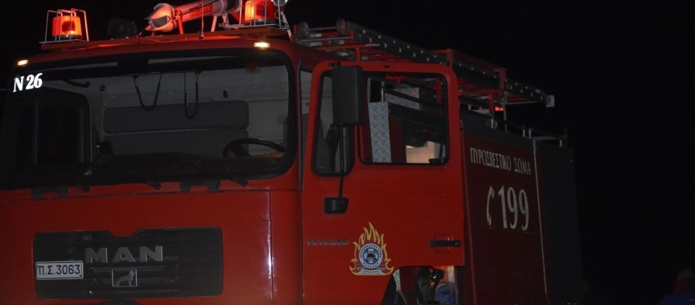 Φωτιά ΤΩΡΑ: Συναγερμός στην Ιπποκράτειο Πολιτεία - Φλέγεται ο οικισμός